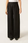 Pantalon Avec Plis